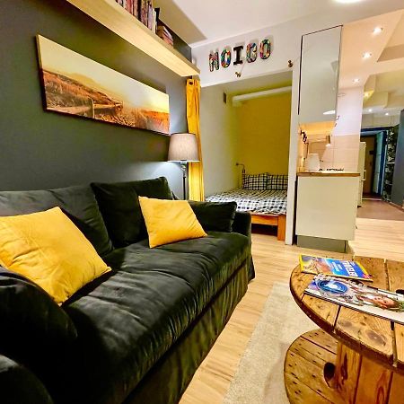 Forum Metro Wifi 1Gbs 70'Tv Netflix Hbo Appletv Warsaw Ngoại thất bức ảnh